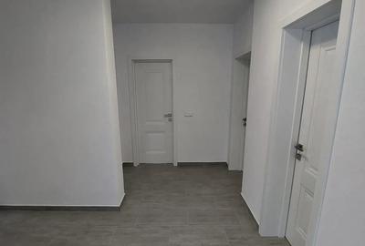 Casă cu 3 camere în Săcel - 3