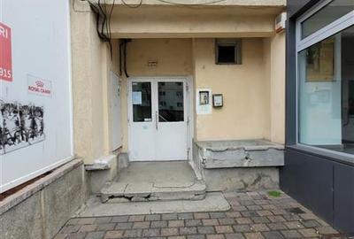 Apartament cu 2 camere decomandat, mobilat în Central - 11