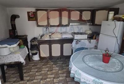 Casă cu 4 camere cu Teren 614 Mp în Stânca (Ștefănești) - 4