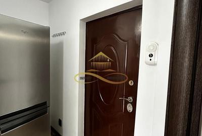 Apartament cu 2 camere decomandat în 9 Mai - 11