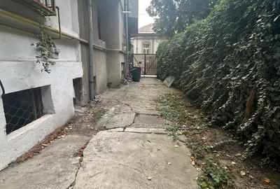 Garsonieră spațioasă, 27 mp, parter, curte proprie – la 5 minute de Metrou Izvor Garsonieră spațioasă, 27 mp, parter, curte proprie – la 5 minute de Metrou Izvor - 11