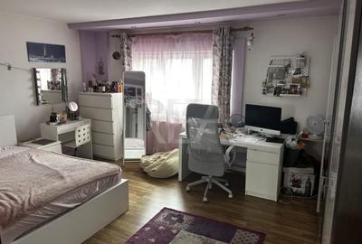 Apartament cu 4 camere decomandat, mobilat în Sebastian - 1