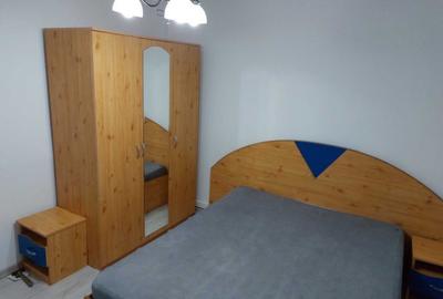 Apartament cu 2 camere decomandat în Bucur Obor
