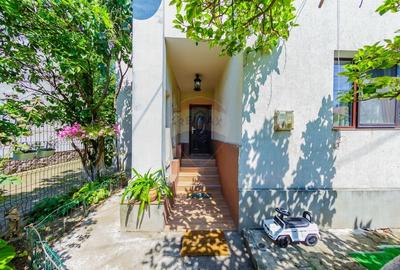 Casa de Vanzare la 2 minute de Centru - 4