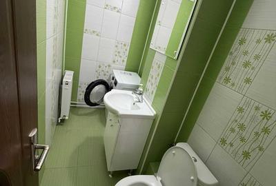 Apartament cu 4 camere decomandat în Central - 3