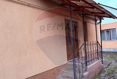 Casă individuală cu 5 camere cu Canalizare în Nord-Vest - 4