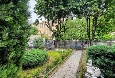 Casă individuală cu 11 camere cu Canalizare în Cotroceni - 9