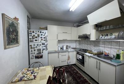 Casă individuală cu 5 camere cu Canalizare în Ultracentral - 12