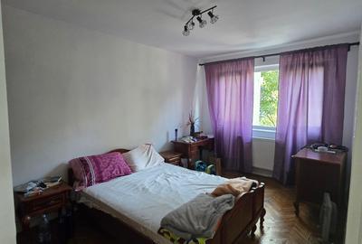 Sagului- P-ta Doina- 3 camere-Decomandat-et 2 - 6
