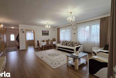 Casă cu 3 camere cu Teren 1008 Mp în Sânmartin - 10