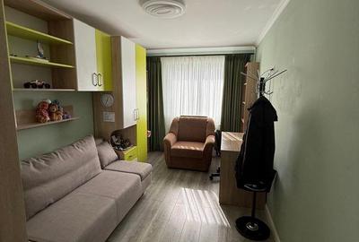 Apartament cu 4 camere semidecomandat în Central - 8
