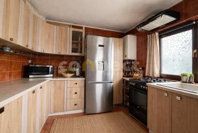 Duplex cu 5 camere cu Canalizare în Florești - 8