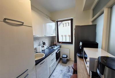 Apartament cu 3 camere semidecomandat în Canta - 8