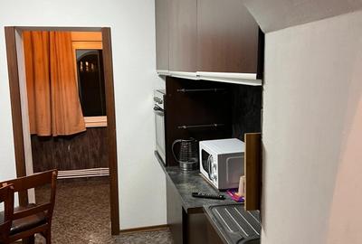 Apartament 2 camere decomandat - Faleza Nord - 500 euro/luna (cod E2+E7) - 4