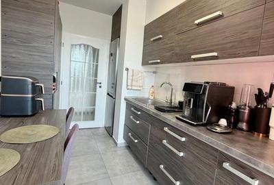 Apartament cu 4 camere semidecomandat, mobilat în Micălaca - 4