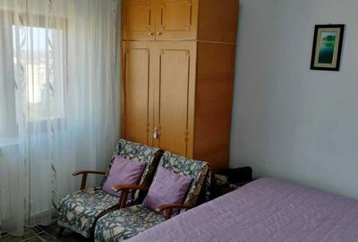 Apartament cu 3 camere semidecomandat în Central - 4
