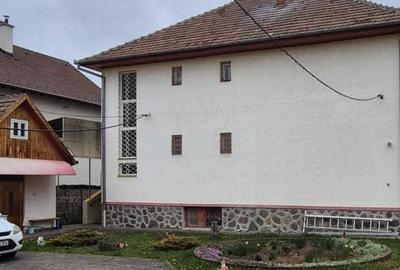 Casă individuală cu 6 camere cu Teren 994 Mp în Calea Dumbrăvii - 4