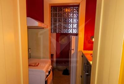 Garsonieră semidecomandată, mobilată în Central - 3