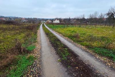 Teren de 600 MP cu utilități trase (curent, apa, canalizare) - 9