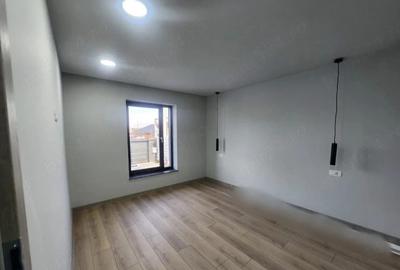 Casă cu Teren 286 Mp în Moșoaia - 1