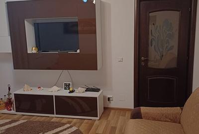 Apartament cu 3 camere semidecomandat în P-ța Unirii - 4