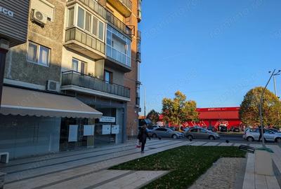 SAD comercial, de inchiriat, zona Micalaca, Piata Soarelui - 1