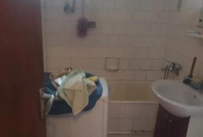 Ap 3 camere,boxa,parter inalt,zona licee - 2