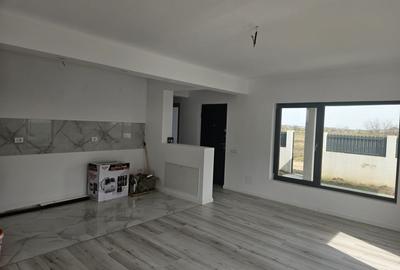 Casă individuală cu 3 camere cu Teren 400 Mp în Domnești - 11