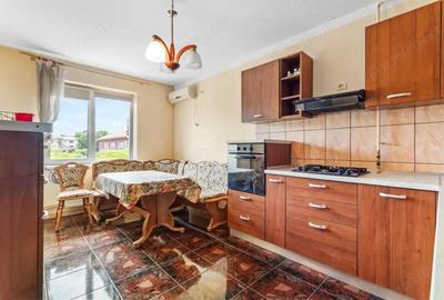 Casă cu 12 camere în Tomis I - 10