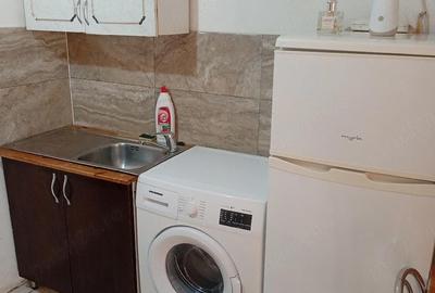 Garsonieră decomandată în Central - 2