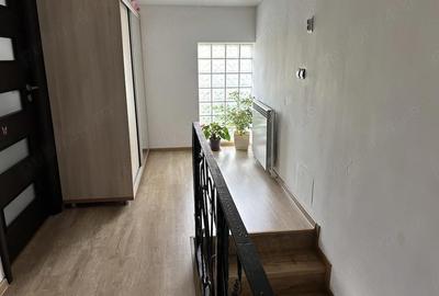 Casă cu 4 camere cu Teren 306 Mp în Central - 17