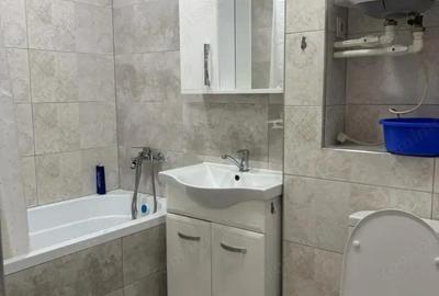Apartament cu 3 camere în Centrul Civic