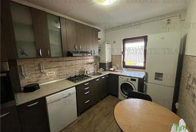 Apartament cu 3 camere nedecomandat, mobilat în Sebastian - 7