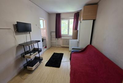 Decebal, Rond Alba Iulia, pe Moise Nicoara, bloc 4 etaje - 3