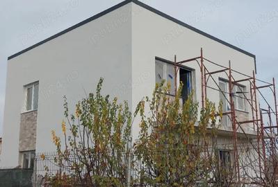 Casă cu Teren 210 Mp în Lumina - 3