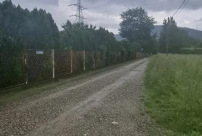 Teren de 1374 mp, în Central - 4