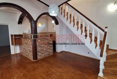 Apartament cu 4 camere în Calea Călărașilor - 12