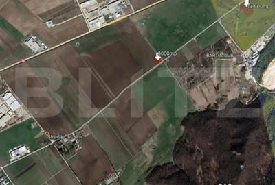 Teren de 3000 mp, în Bartolomeu