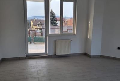 Vila de 688 mp, 700mp teren, 10 parcari, garaj de 60mp - 7