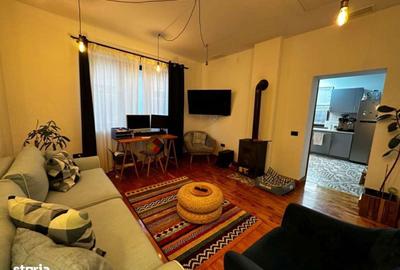 Casă cu 4 camere cu Teren 7200 Mp în Ilia - 5