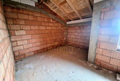 Duplex la rosu cu 3 camere | Mosnita Veche | Padurea Bistrei - 4