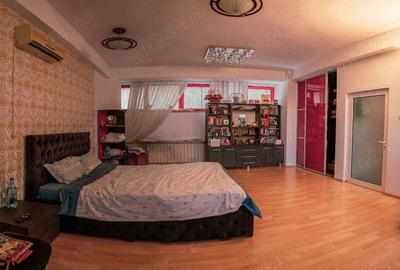 Casa de vanzare. 390000 negociabil - 1