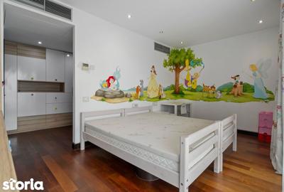 Apartament cu 4 camere, mobilat în Central - 14