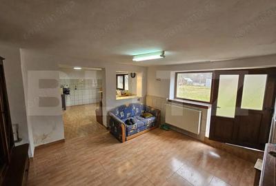 Casă cu 4 camere cu Teren 500 Mp în Cărpiniș (Roșia Montană) - 8