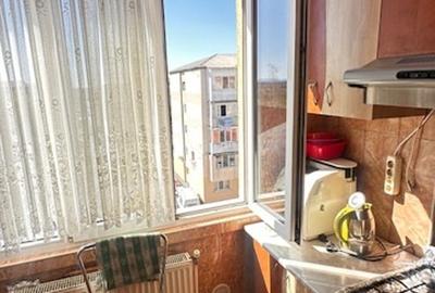 ZONA REPUBLICII (Sf.IOAN) 3camere etaj 4- acoperis,finisat si mobilat! - 5