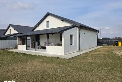 Casă cu 4 camere cu Teren 720 Mp în Hemeiuș - 14