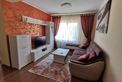 Apartament cu 3 camere decomandat, mobilat în Turnișor