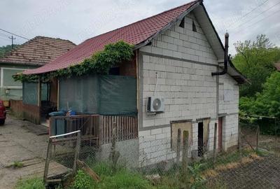 Casă cu 2 camere în Tău - 2