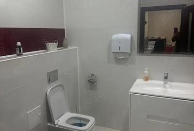 Spațiu comercial, de 530 mp, în Central - 10