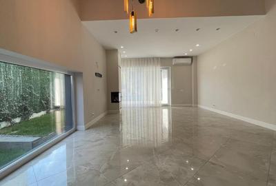 Duplex cu 4 camere cu Canalizare în Central - 5